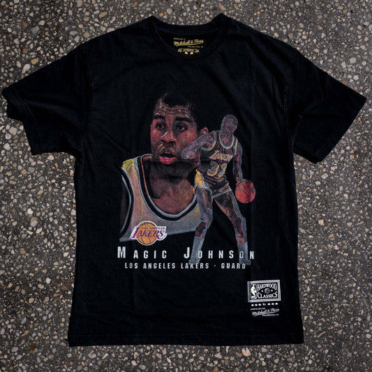 L.A. LAKERS VINTAGE TRADING CARDS TEE MAGIC